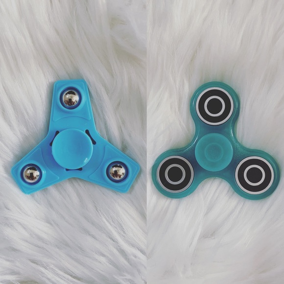 2 Hand Spinner Fidget Stress Reliever - Picture 1 of 6